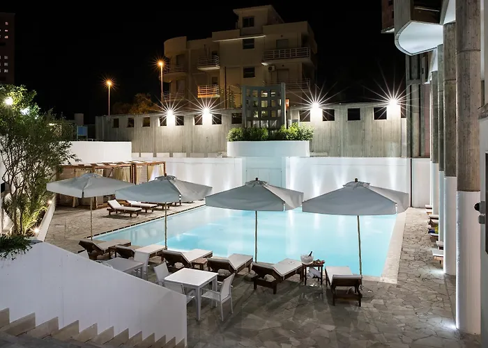 Seven Suite Gallipoli